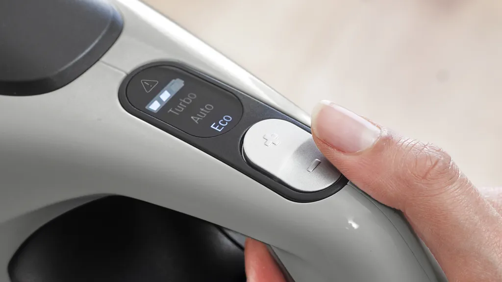 BOSCH BSS825MULT Akku Staubsauger (Unlimited 8 Gen2, kabellos, beutellos, mit Stiel, 18 V, Düsenbeleuchtung, Schnelladen) – Bild 9