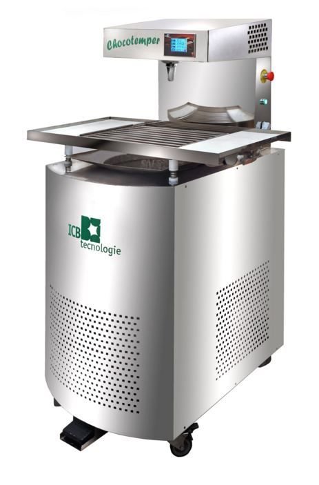Temperiermaschine – 24 kg temperierte Schokolade – 400 V – 620 x 900 x 1540 (H) mm