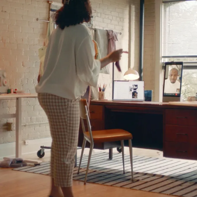 Neat Frame | All-In-One 15" Touch-Display für Fokus-Raum- & Open-Space Lösungen - Image 3