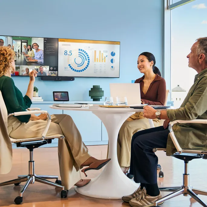 Poly Studio V12 4K USB-Videobar (ohne Netzteil), Zertifiziert für Microsoft Teams und Zoom, BYOD – Bild 4